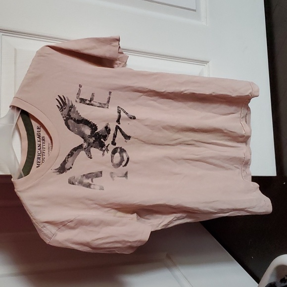 American Eagle T-Shirt - Picture 1 of 3